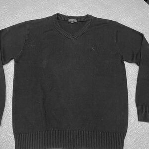 Men's Solid Black Sweater
